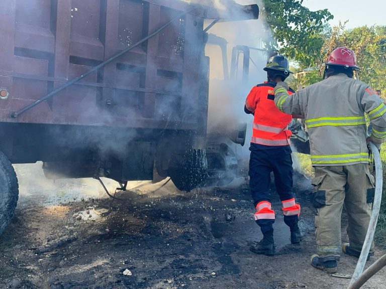 dos hombres pierden la vida tras camion hacer contacto con un cable electrico en higuey foto fuente externa 2 768x576