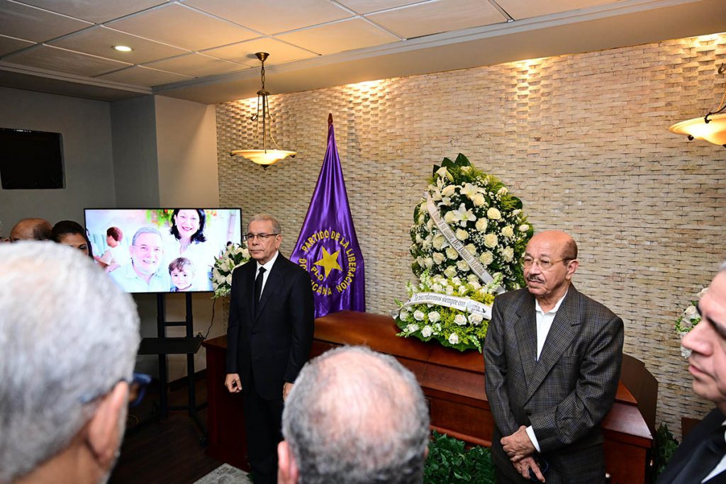 danili medina hace guardia de honor junto a montas 1024x683