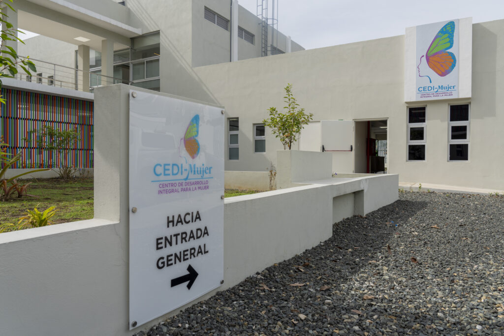 20250617 pgr inaugura cedi mujer 202410170022