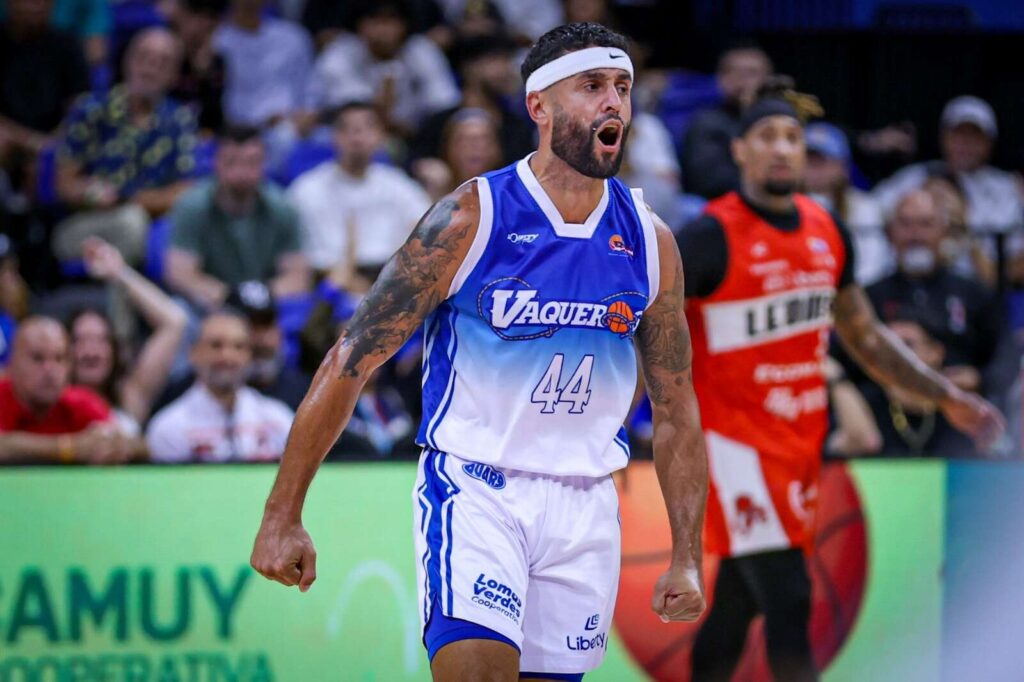 los vaqueros de bayamon ganaron el campeonato de basket de puerto rico