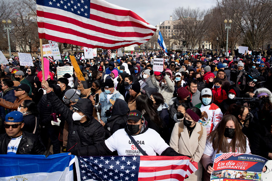 un dia sin inmigrantes llega a la casa blanca