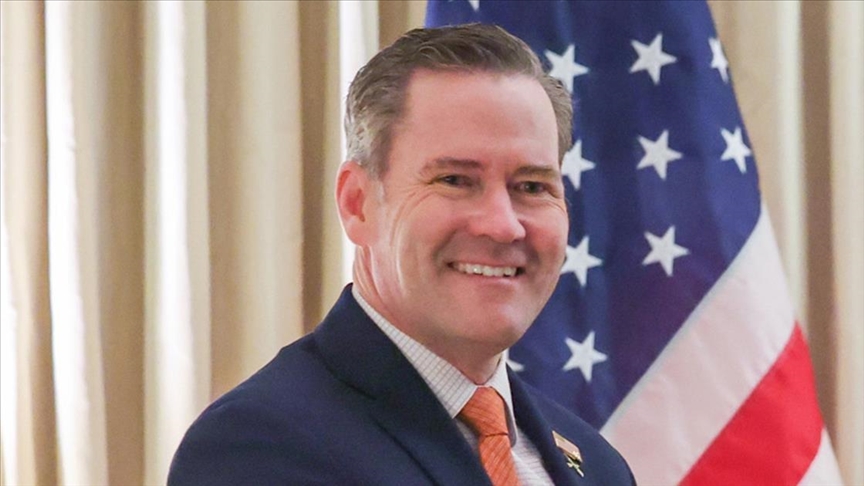 thumbs b c 49bae80ff4ede13fe07a8cb85b4af4dc