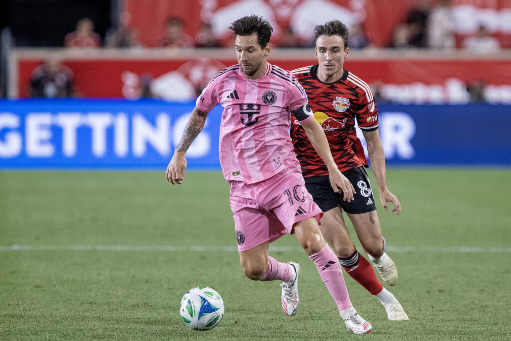 rss efe421d328614c81beff225bd6d2eb6253c204a49baw