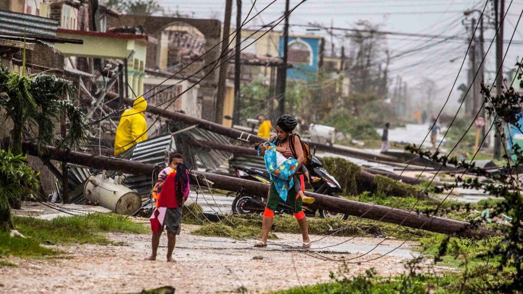 huracan melissa deja mas de 30 muertos y graves danos en el caribe 1024x576