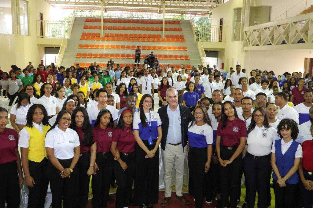 whatsapp image 2025 11 01 at 6.12.12 pm