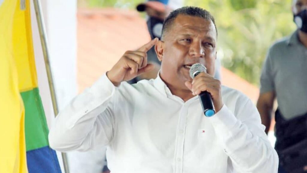 whatsapp image 2025 12 06 at 19 13 57