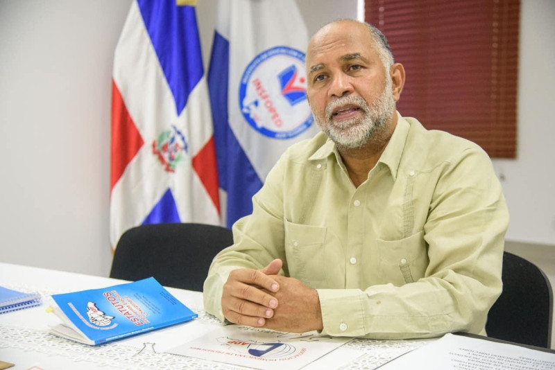 682d1487c966c.r d.796 327