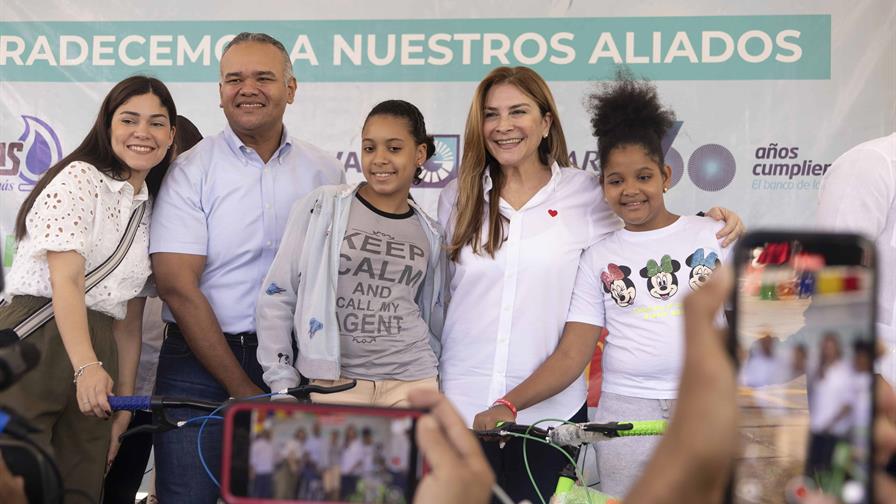 alcaldia del distrito nacional lista para plasticos por juguetes 0dec0041 focus 0 0 896 504