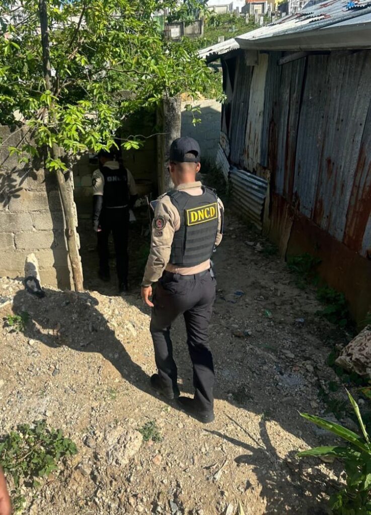 Operativos en sectores del Gran Santo Domingo
