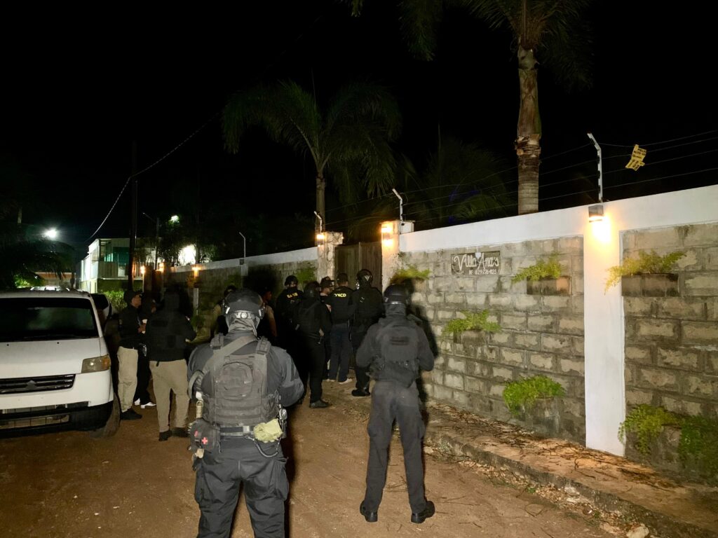 Más de 500 agentes participaron en los allanamientos