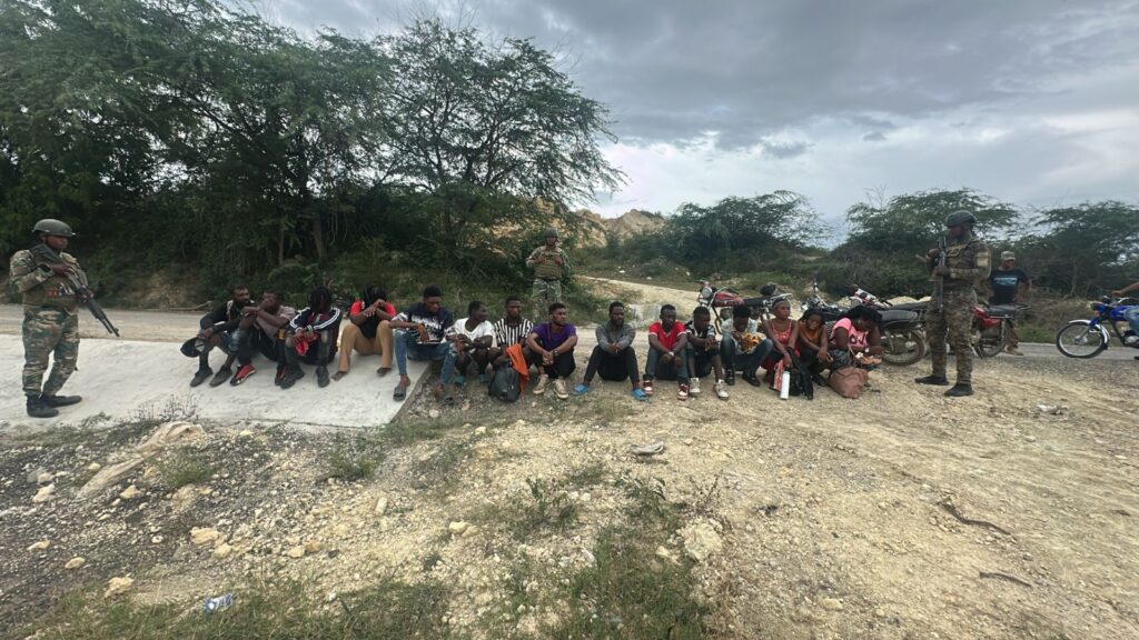 Ejército detuvo a más de 11 mil haitianos indocumentados en mayo