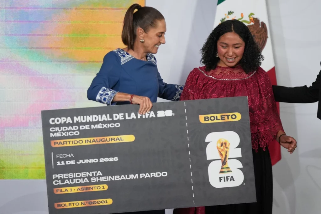Sheinbaum pide a la FIFA reflexionar por altos precios de entradas del Mundial 2026