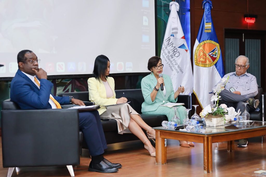 Expertos analizan retos migratorios para República Dominicana y la región